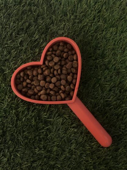 Cucharón para alimento de perro en forma de corazón